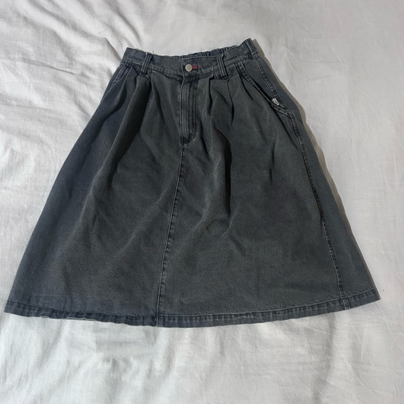 Elegant Charcoal A-Line Skirt - Picture 2 of 7